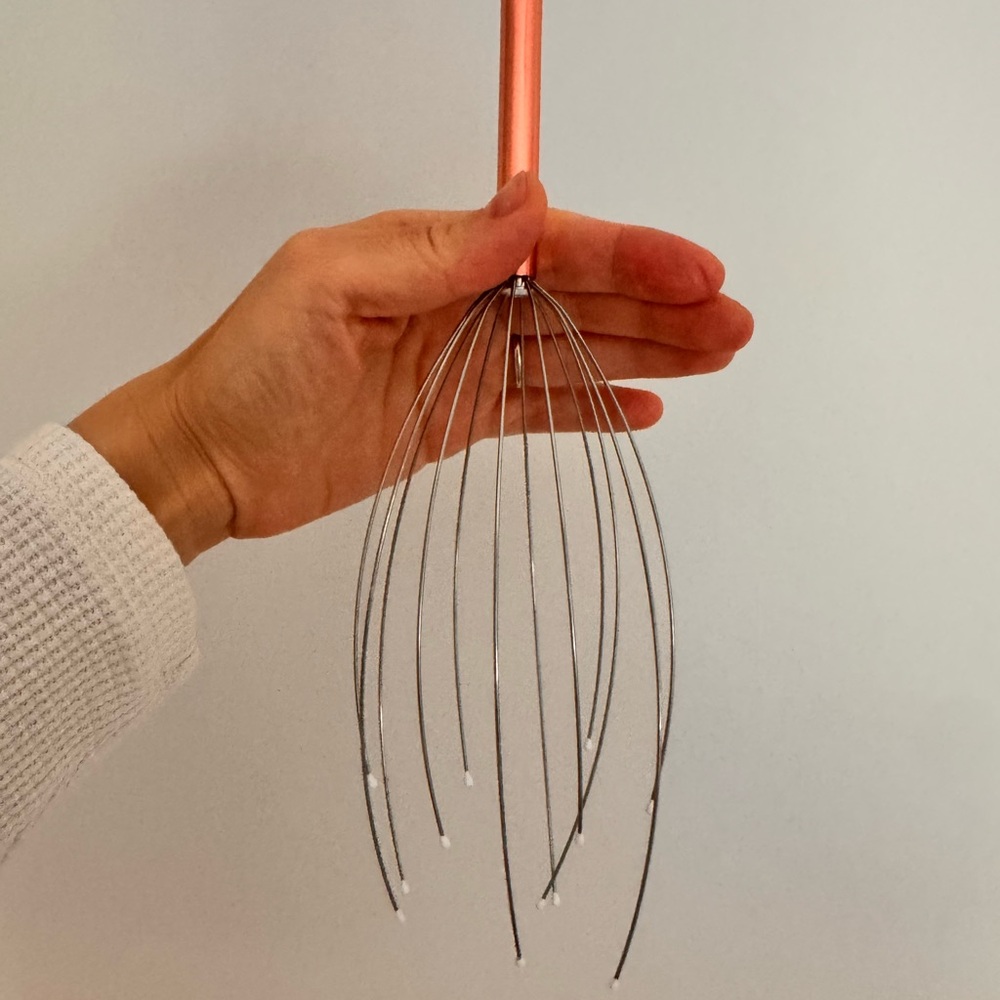 🆓 with purchase Scalp Massager with Rose Gold Handle